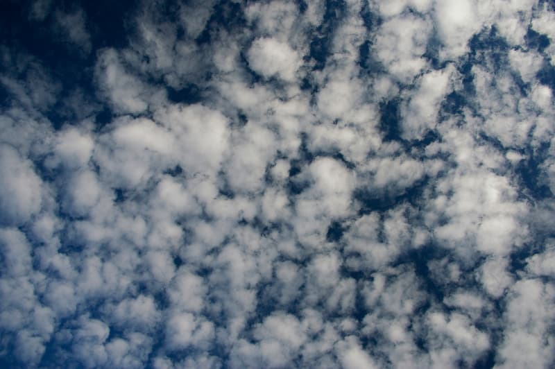 高积云（Altocumulus Cloud）